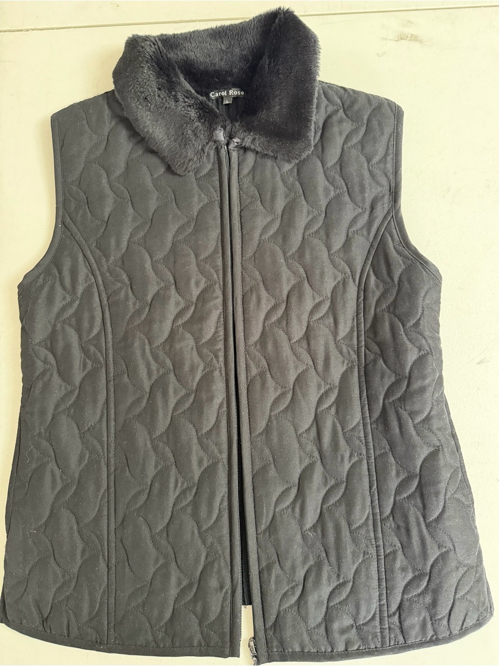 Carol Rose Black Quilted Vest with Faux Fur Collar Size Large